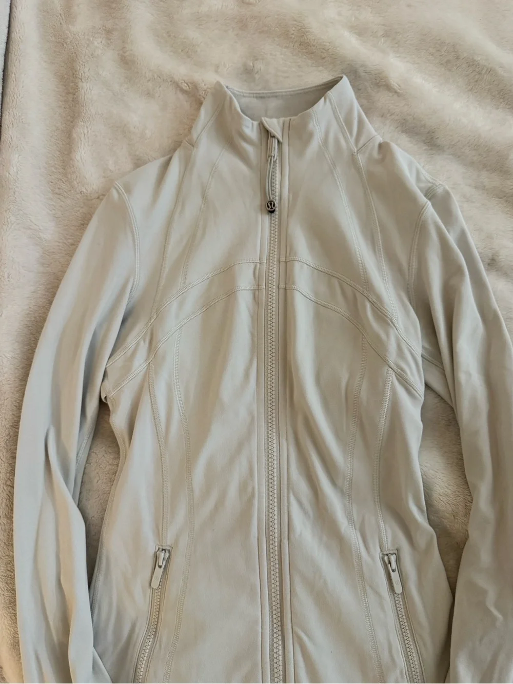 Lululemon Define Jacket Size 2 Light Cream Color Full Zip Excellent Condition